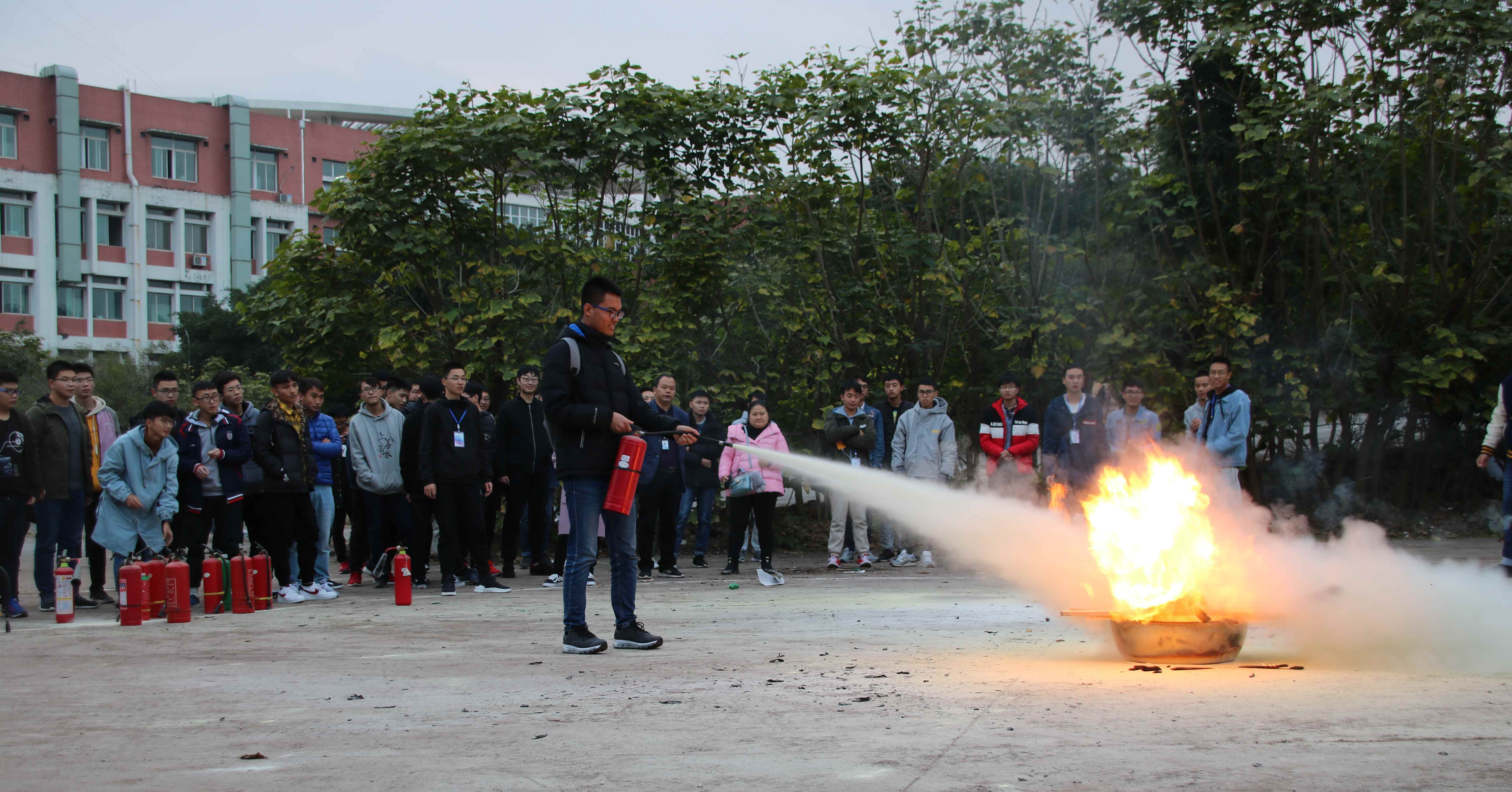 图3.JPG